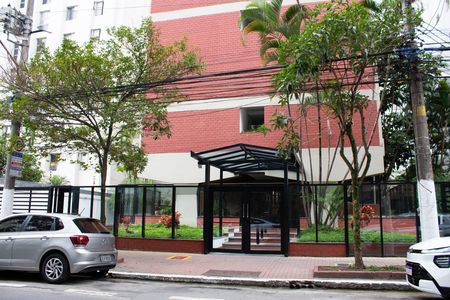 Apartamento à venda com 49m², 1 quarto e 1 vaga Apartamento à venda com 49m², 1 quarto e 1 vagaFachada