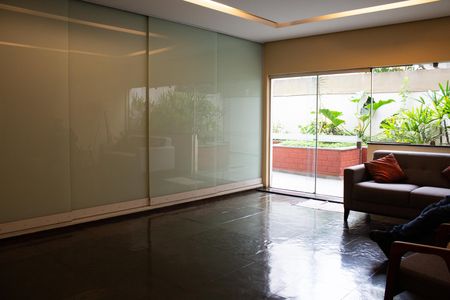 Apartamento à venda com 49m², 1 quarto e 1 vaga Apartamento à venda com 49m², 1 quarto e 1 vagaHall Social