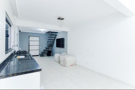 Cozinha  de casa para alugar com 3 quartos, 80m² em Parque Jurema, Guarulhos