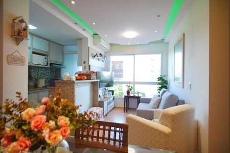 Sala de apartamento à venda com 3 quartos, 64m² em Jardim Itú, Porto Alegre