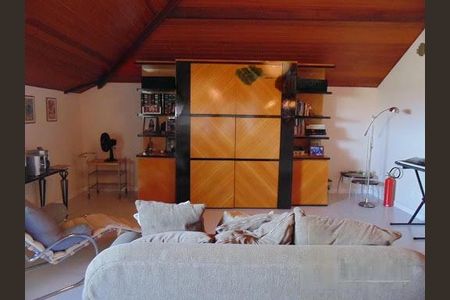 Casa à venda com 430m², 4 quartos e 4 vagas