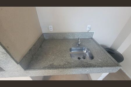 Apartamento para alugar com 32m², 2 quartos e sem vaga Apartamento para alugar com 32m², 2 quartos e sem vagaÁrea comum - Churrasqueira