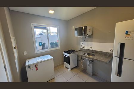 Apartamento para alugar com 32m², 2 quartos e sem vaga Apartamento para alugar com 32m², 2 quartos e sem vagaÁrea comum - Salão de festas