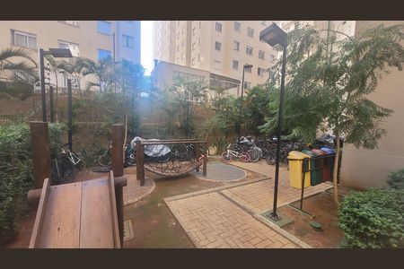 Apartamento para alugar com 32m², 2 quartos e sem vaga Apartamento para alugar com 32m², 2 quartos e sem vagaÁrea comum - Playground
