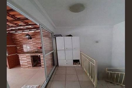 Casa à venda com 110m², 3 quartos e 1 vaga