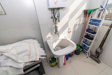 Apartamento para alugar com 50m², 2 quartos e 1 vaga Apartamento para alugar com 50m², 2 quartos e 1 vagaÁrea de Serviço