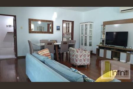 Casa à venda com 4 quartos, 258m² em Taquara, Rio de Janeiro
