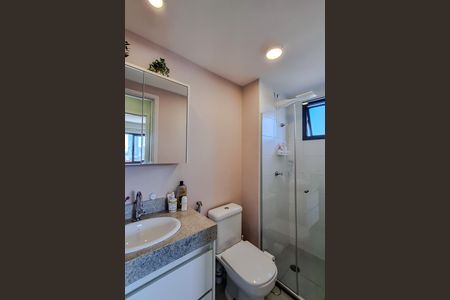 Banheiro de apartamento para alugar com 1 quarto, 33m² em Vila Mariana, São Paulo