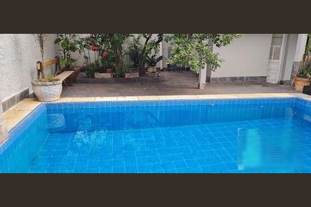 Casa à venda com 347m², 5 quartos e 4 vagas