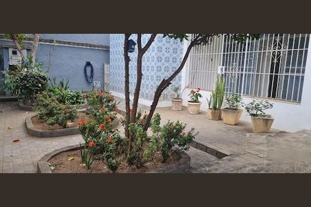 Casa à venda com 347m², 5 quartos e 4 vagas