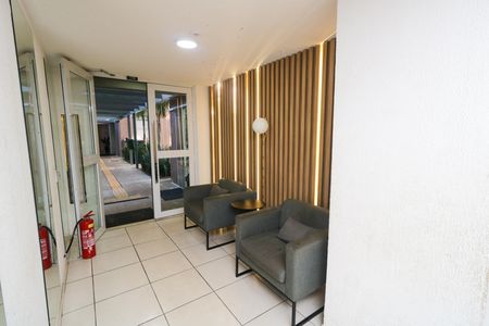 Hall de entrada de apartamento para alugar com 2 quartos, 39m² em Jardim Santa Adelia, São Paulo