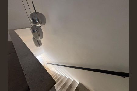 Escada de apartamento para alugar com 2 quartos, 185m² em Braga, Cabo Frio
