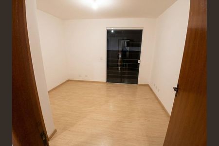 Casa à venda com 100m², 3 quartos e 2 vagas Casa à venda com 100m², 3 quartos e 2 vagasQuarto