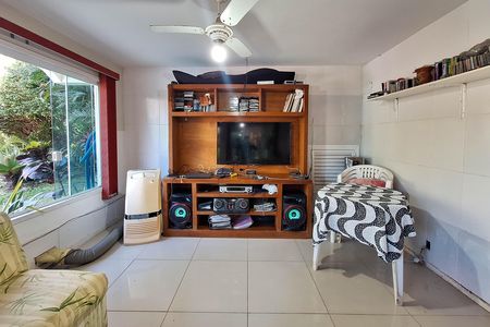 Sala 2 de casa de condomínio para alugar com 4 quartos, 277m² em Matapaca, Niterói