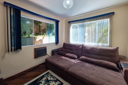 Casa de condomínio para alugar com 277m², 4 quartos e 2 vagas Casa de condomínio para alugar com 277m², 4 quartos e 2 vagasQuarto 1