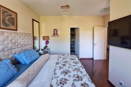 Casa de condomínio para alugar com 277m², 4 quartos e 2 vagas Casa de condomínio para alugar com 277m², 4 quartos e 2 vagasSuíte 2