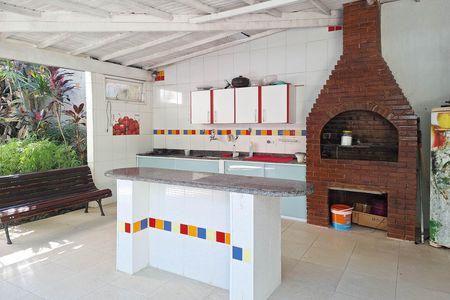 Casa de condomínio para alugar com 277m², 4 quartos e 2 vagas Casa de condomínio para alugar com 277m², 4 quartos e 2 vagasQuintal