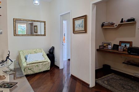 Escritório de casa de condomínio para alugar com 4 quartos, 277m² em Matapaca, Niterói