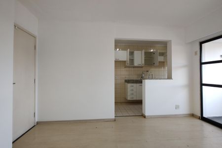 Sala de apartamento para alugar com 2 quartos, 80m² em Jacarepaguá, Rio de Janeiro