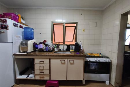 Apartamento à venda com 97m², 3 quartos e 2 vagas Apartamento à venda com 97m², 3 quartos e 2 vagasCozinha