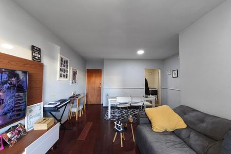 Apartamento à venda com 97m², 3 quartos e 2 vagas Apartamento à venda com 97m², 3 quartos e 2 vagasSala