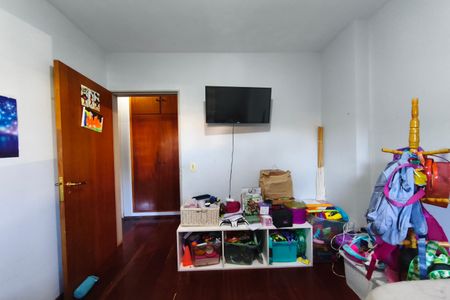 Apartamento à venda com 97m², 3 quartos e 2 vagas Apartamento à venda com 97m², 3 quartos e 2 vagasQuarto 2