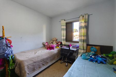 Apartamento à venda com 97m², 3 quartos e 2 vagas Apartamento à venda com 97m², 3 quartos e 2 vagasQuarto 2
