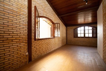 Casa para alugar com 5 quartos, 250m² em Lago, Brasília