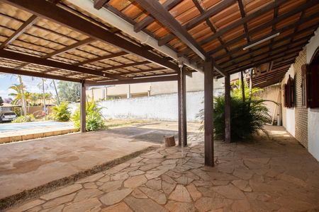 Casa para alugar com 250m², 5 quartos e 4 vagas Casa para alugar com 250m², 5 quartos e 4 vagasChurrasqueira