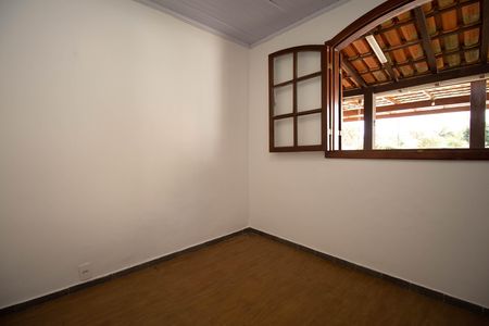 Casa para alugar com 250m², 5 quartos e 4 vagas Casa para alugar com 250m², 5 quartos e 4 vagasQuarto 1