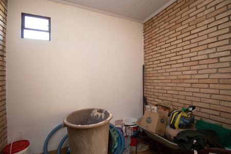 Casa para alugar com 250m², 5 quartos e 4 vagas Casa para alugar com 250m², 5 quartos e 4 vagasQuarto 4