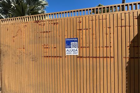 Casa para alugar com 250m², 5 quartos e 4 vagas