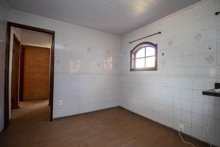 Casa para alugar com 250m², 5 quartos e 4 vagas Casa para alugar com 250m², 5 quartos e 4 vagasCozinha