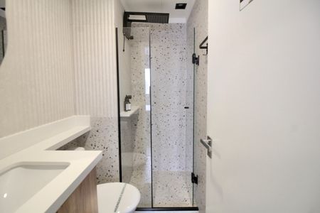 Banheiro  de apartamento à venda com 1 quarto, 32m² em Brás, São Paulo