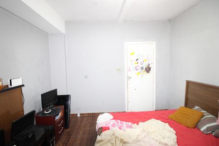 Casa para alugar com 100m², 2 quartos e 3 vagasQuarto 1