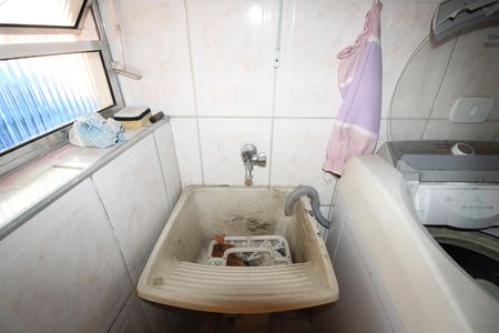 Casa para alugar com 100m², 2 quartos e 3 vagasÁrea de serviço
