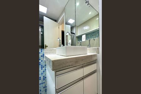 Apartamento para alugar com 78m², 2 quartos e 1 vaga