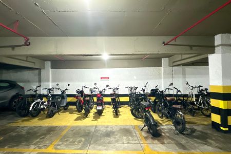 Apartamento para alugar com 78m², 2 quartos e 1 vaga