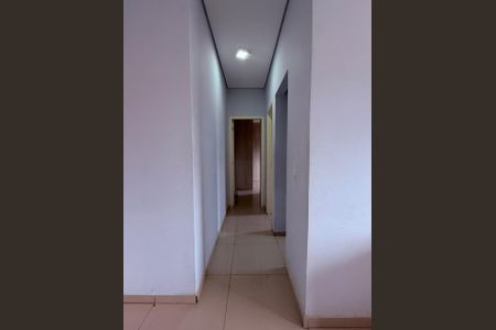 Corredor de apartamento à venda com 2 quartos, 56m² em Vila Iracema, Barueri