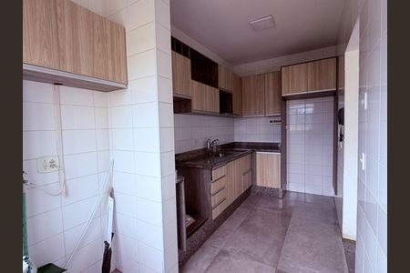 Cozinha de apartamento à venda com 2 quartos, 56m² em Vila Iracema, Barueri