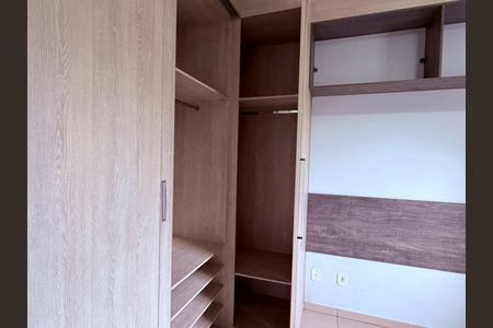Quarto de apartamento à venda com 2 quartos, 56m² em Vila Iracema, Barueri
