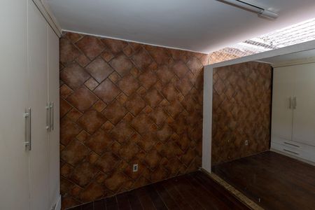 Closet / Quarto 2 de apartamento para alugar com 3 quartos, 120m² em Santo Antônio, Belo Horizonte
