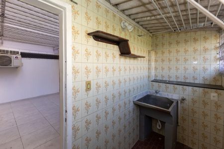 Área de Serviço de apartamento para alugar com 3 quartos, 120m² em Santo Antônio, Belo Horizonte