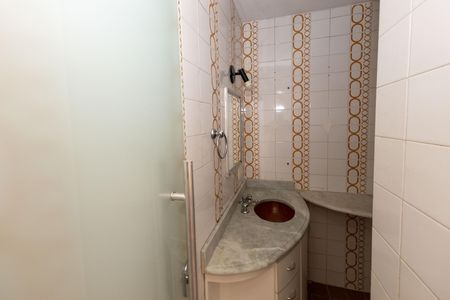 Apartamento para alugar com 120m², 3 quartos e 1 vaga Apartamento para alugar com 120m², 3 quartos e 1 vagaBanheiro da Suíte 1