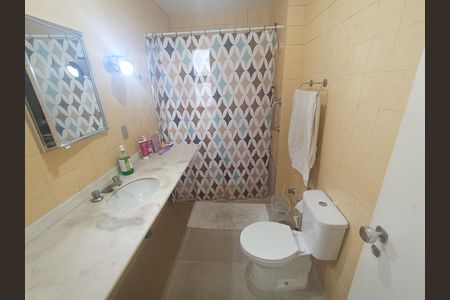 Apartamento à venda com 161m², 4 quartos e 1 vagaBanheiro suíte