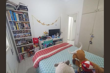 Apartamento à venda com 161m², 4 quartos e 1 vagaQuarto 2
