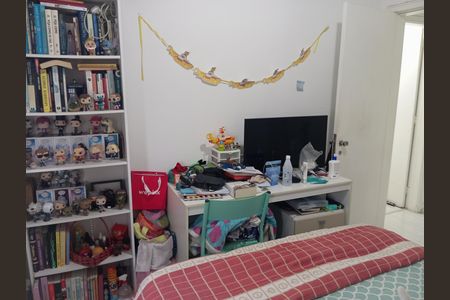 Apartamento à venda com 161m², 4 quartos e 1 vagaQuarto 2