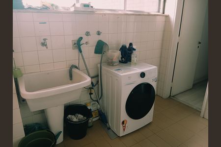 Apartamento à venda com 161m², 4 quartos e 1 vagaBanheiro social
