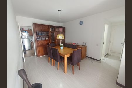 Apartamento à venda com 161m², 4 quartos e 1 vagaSala de jantar