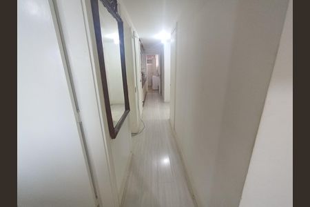 Apartamento à venda com 161m², 4 quartos e 1 vagaCorredor 